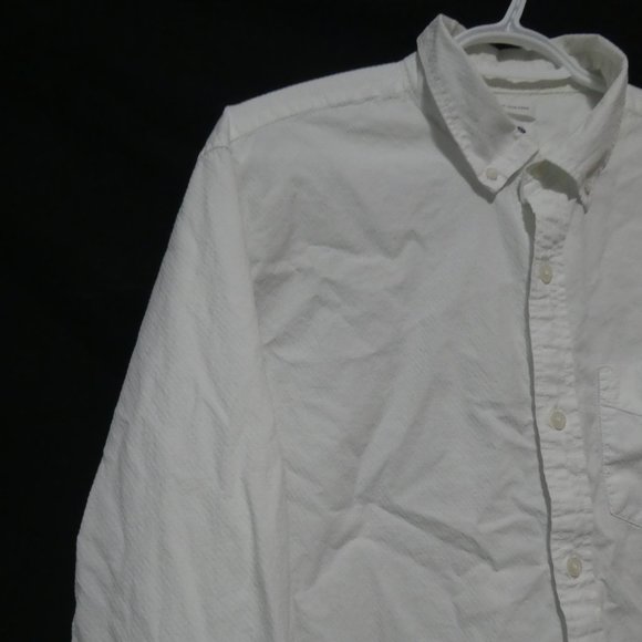OLD NAVY | Slim Fit | large | 100% Cotton | Textured White Button-Up Dress Shirt - Picture 4 of 16